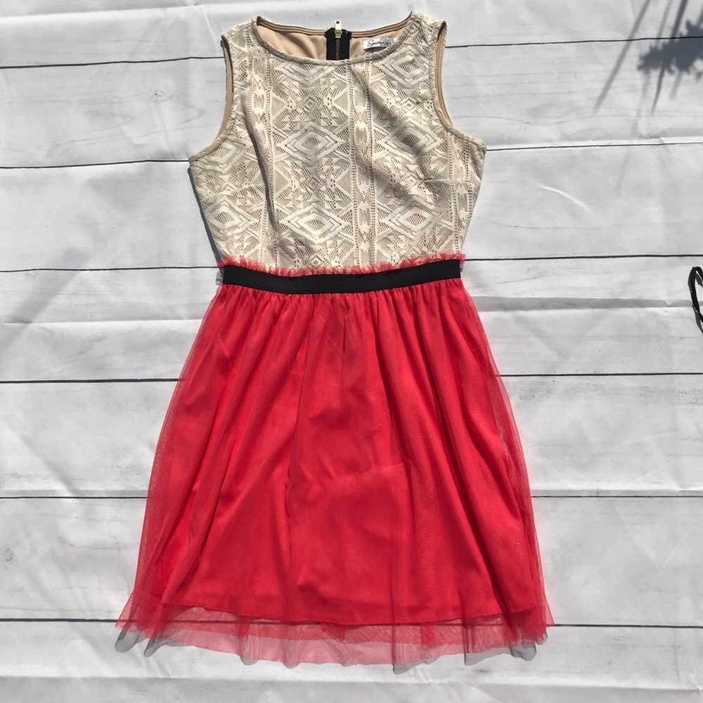 ❤️Off White and Pink Tulle Dress